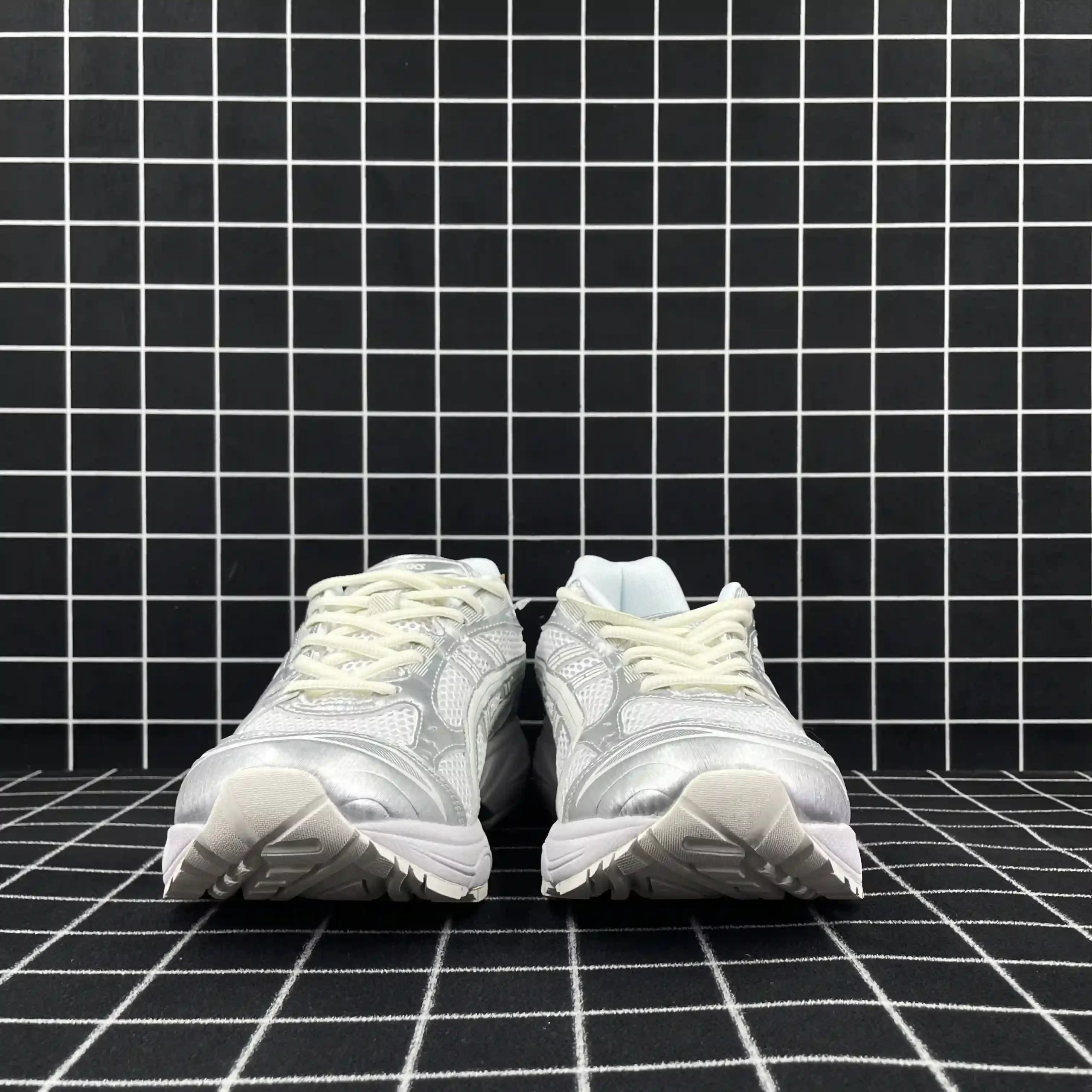 As*ic*s gel-kayano 14 jjjjound silver white
