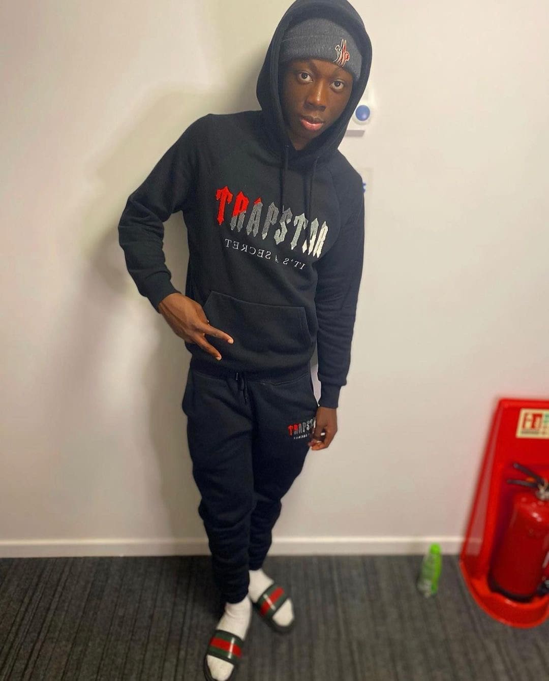 Trapstar Red Black Towel Embroidery Sweatsuit