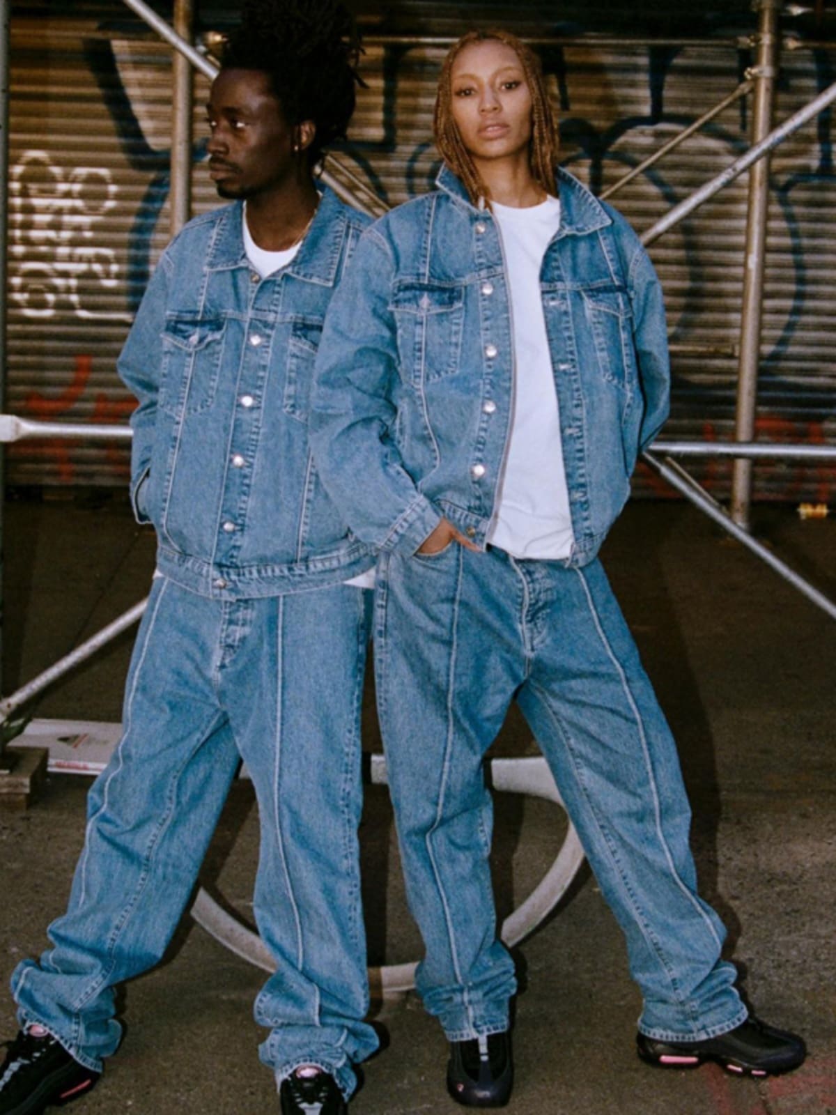 Corteiz Embroidered Five-Pointed Star Denim