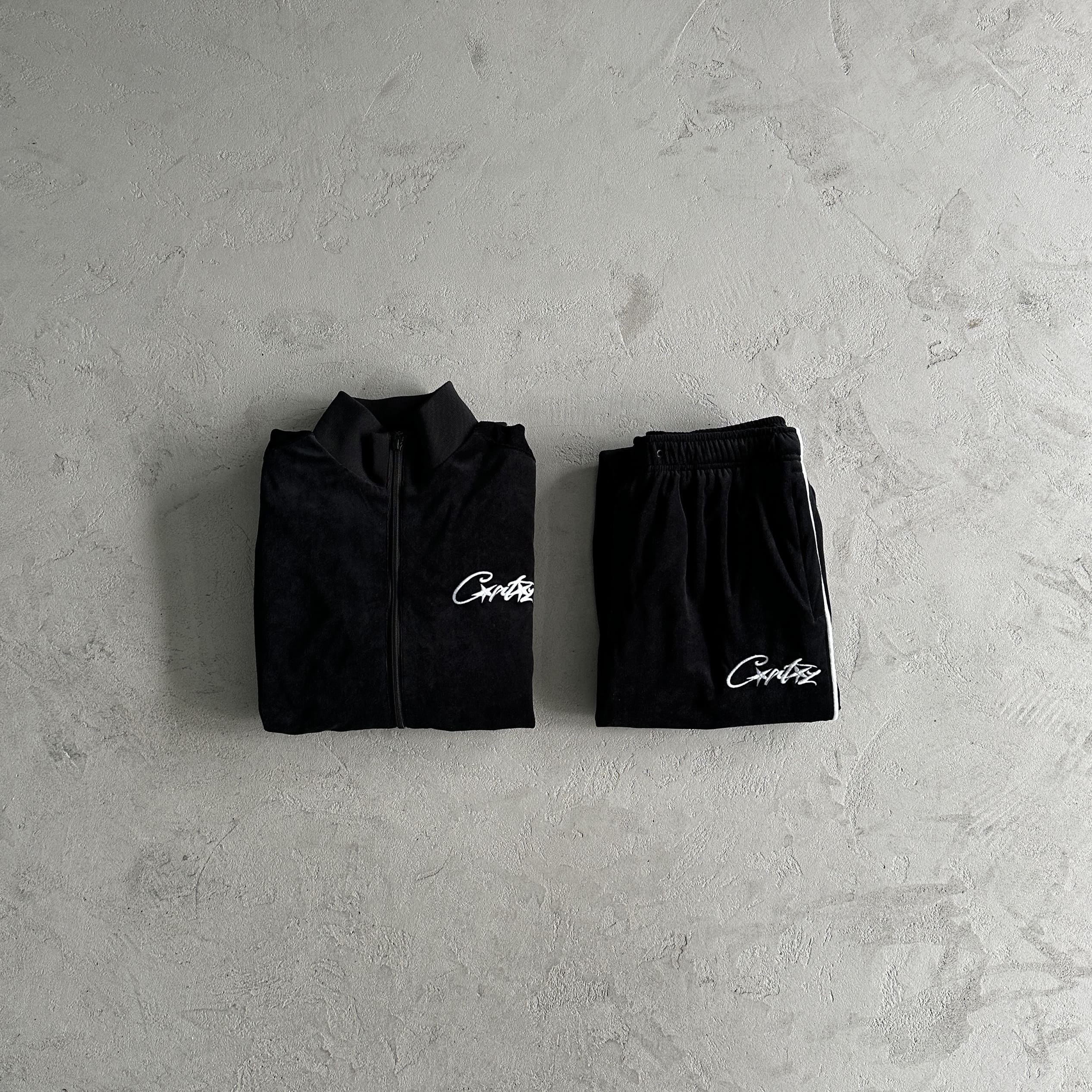 Corteiz Devil Island Sweater Jacket