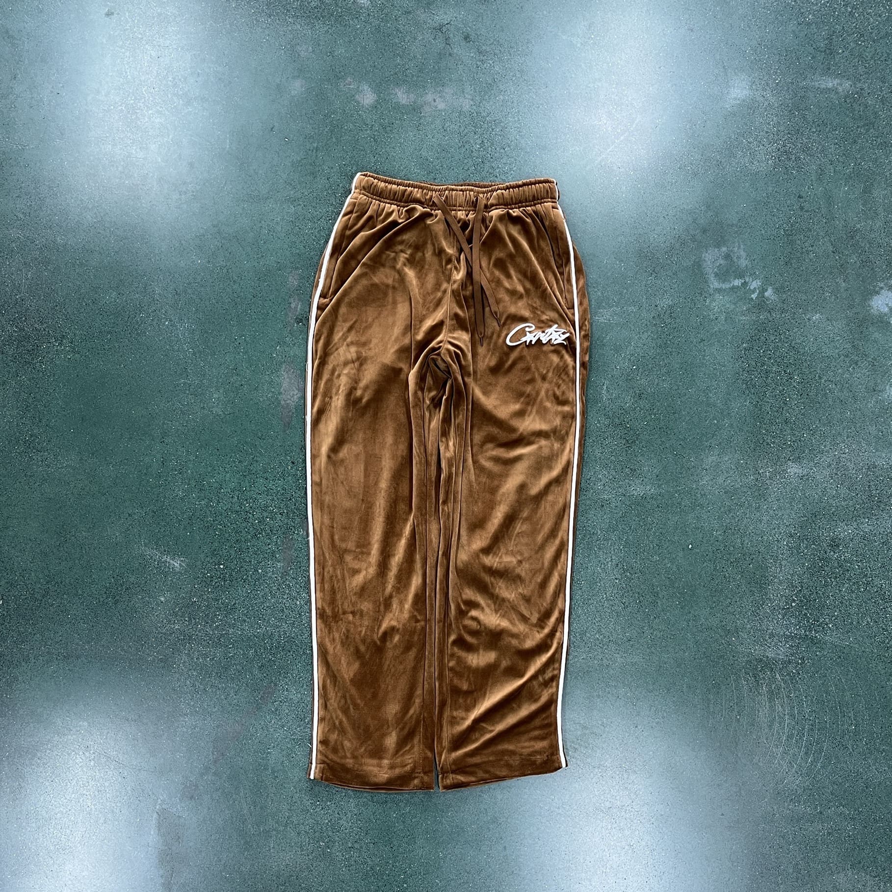 Corteiz Velvet Jacket With Embroidered Pants