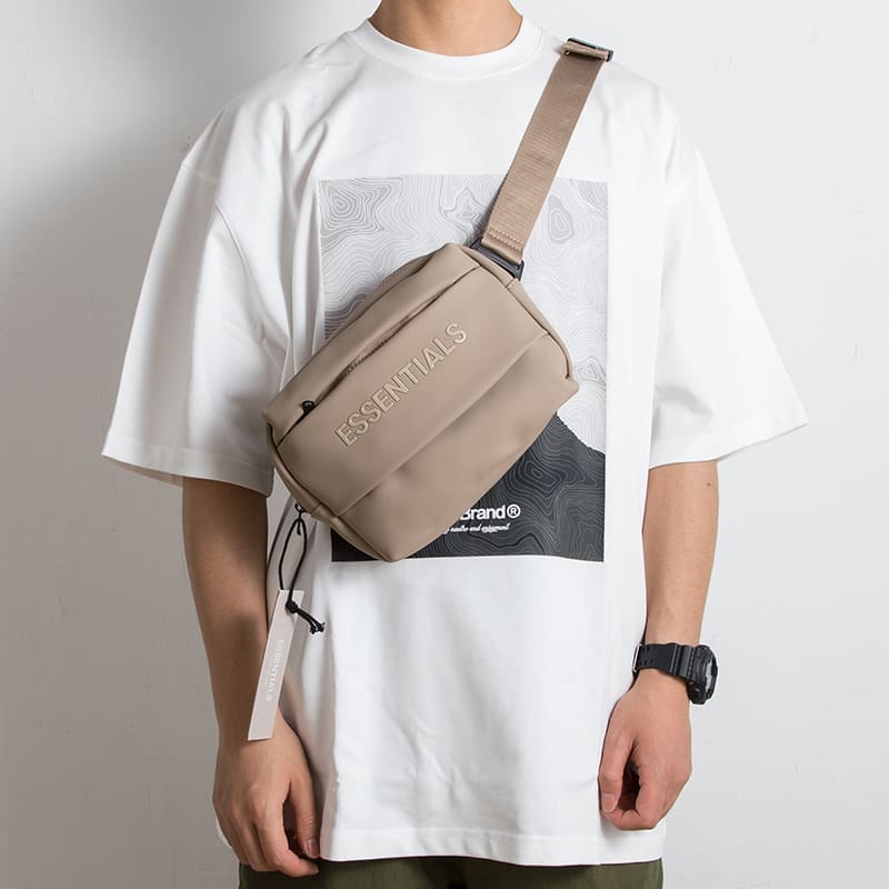 ESSENTIALS Crossbody Bag Solid Color FOG Leather Shoulder Bag for Men and Women