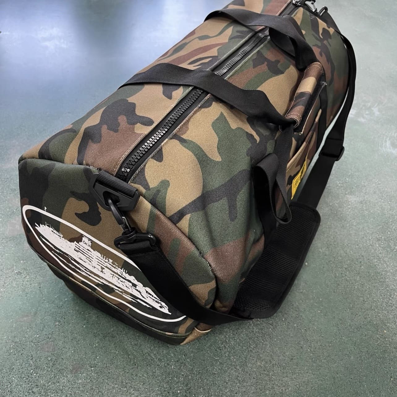 Corteiz Bucket Satchel Large Capacity Sports Bag