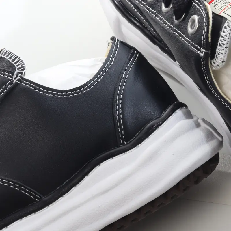 MMY Maison MIHARAYASUHIRO Wayne Original Sole Leather Low Sneaker GRWY A